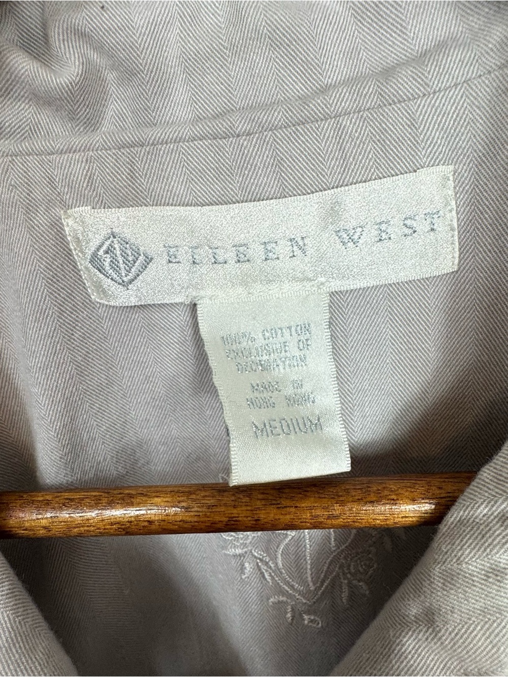 Eileen West Gray Button-Front  Cotton Lace-Trim Sleep Top Medium - Picture 9 of 9
